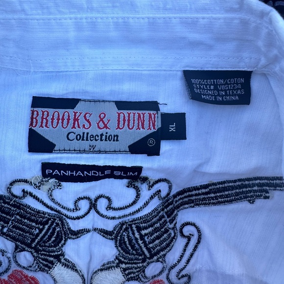 Vintage Brooks and Dunn pearl snap . Embroidered. - Picture 2 of 3